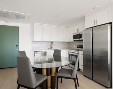 3977 Beverly Boulevard - Photo Thumbnail 4