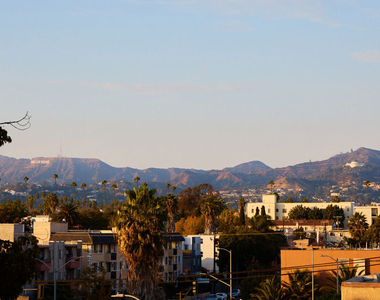 3977 Beverly Boulevard - Photo Thumbnail 13