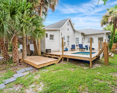 1365 Pineapple Avenue - Photo Thumbnail 12
