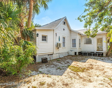 1365 Pineapple Avenue - Photo Thumbnail 32