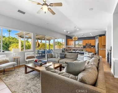 44260 Via Coronado - Photo Thumbnail 10