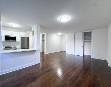 96 fifth avenue - Photo Thumbnail 5