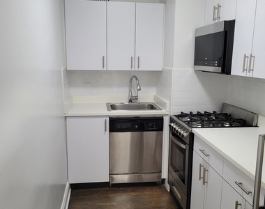 96 fifth avenue - Photo Thumbnail 2