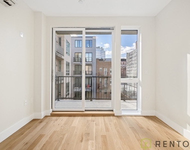 272 South 1st Street - Photo Thumbnail 7