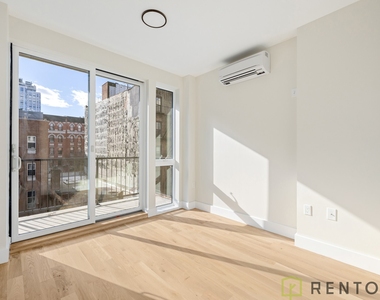 272 South 1st Street - Photo Thumbnail 6