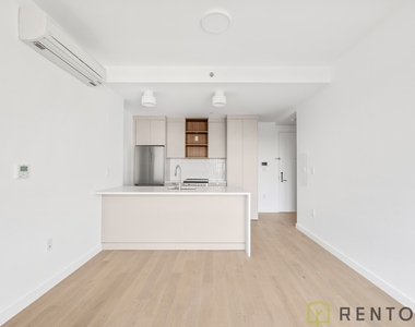 210 Greenpoint Avenue - Photo Thumbnail 2