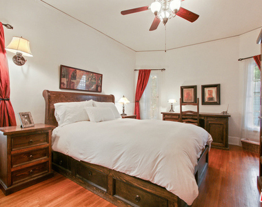 617 N Plymouth Boulevard - Photo Thumbnail 17