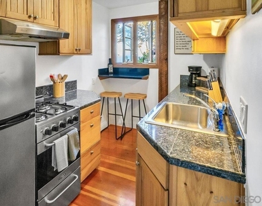 1315 Cave St - Photo Thumbnail 16