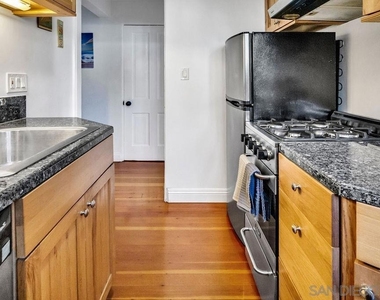 1315 Cave St - Photo Thumbnail 19