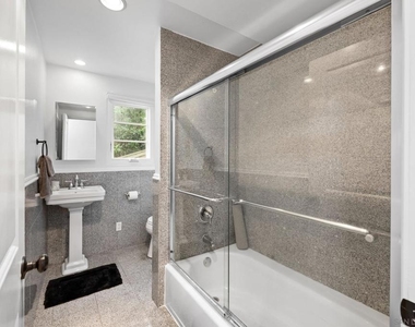 1315 Cave St - Photo Thumbnail 22