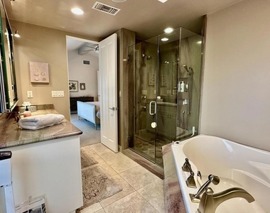 359 Villena Way - Photo Thumbnail 18