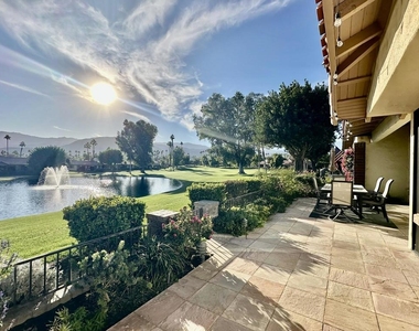 359 Villena Way - Photo Thumbnail 4