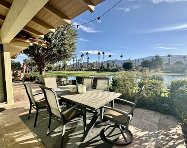 359 Villena Way - Photo Thumbnail 5