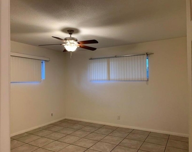 74622 Gary Avenue - Photo Thumbnail 2