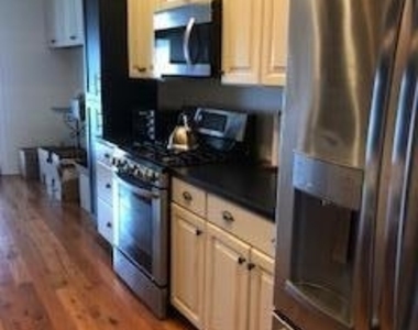 36 Surf Avenue - Photo Thumbnail 5