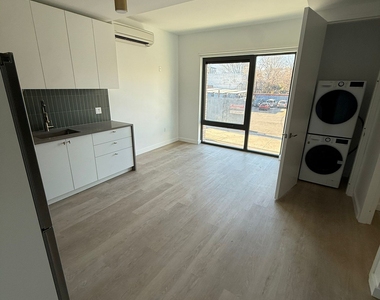 527 Grand Avenue - Photo Thumbnail 1