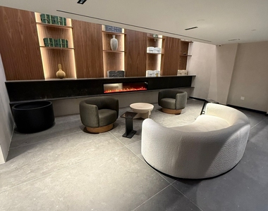 527 Grand Avenue - Photo Thumbnail 12