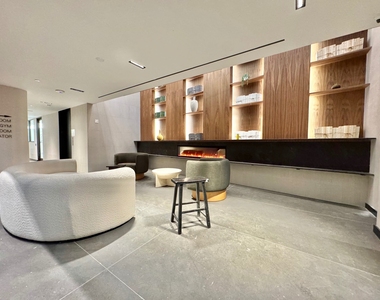 527 Grand Avenue - Photo Thumbnail 9