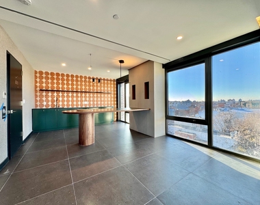 527 Grand Avenue - Photo Thumbnail 10