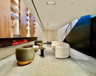 527 Grand Avenue - Photo Thumbnail 11