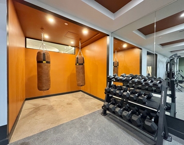 527 Grand Avenue - Photo Thumbnail 15