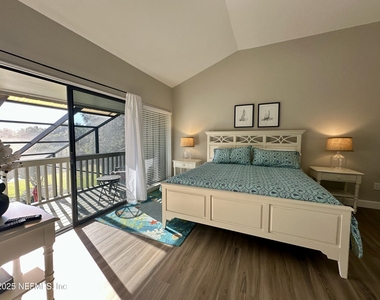 9942 Sawgrass Drive E - Photo Thumbnail 26