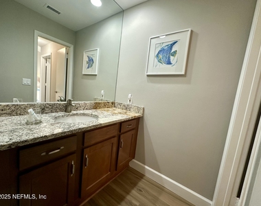 9942 Sawgrass Drive E - Photo Thumbnail 30