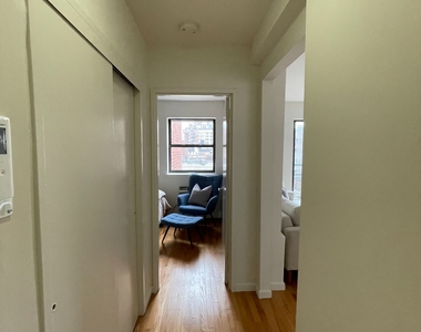 171 East 89th Street - Photo Thumbnail 4