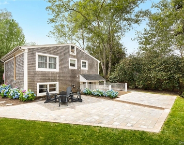 29 Missapoque Avenue - Photo Thumbnail 2