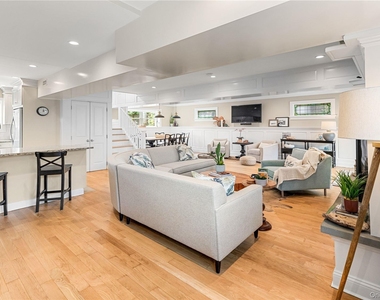 29 Missapoque Avenue - Photo Thumbnail 19