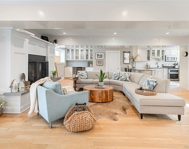 29 Missapoque Avenue - Photo Thumbnail 3