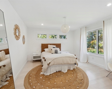 6 Woodland Way - Photo Thumbnail 15