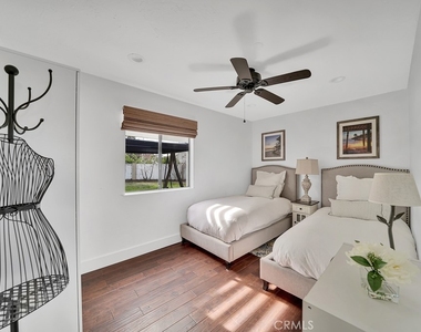 2897 Calle Heraldo - Photo Thumbnail 12