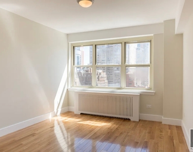 Park Avenue - Photo Thumbnail 4