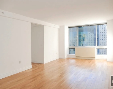 East 44th Street - Photo Thumbnail 1