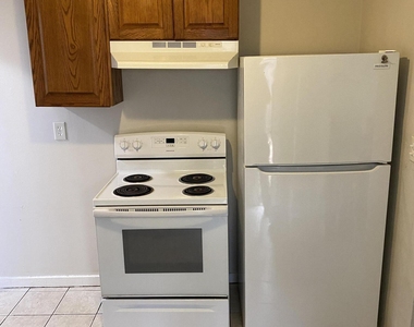 3254 Plum Street - Photo Thumbnail 3