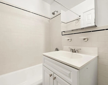 West 72rd Street - Photo Thumbnail 1