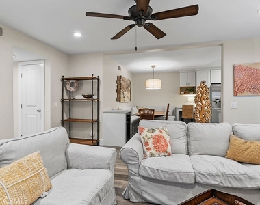 34004 Selva Road - Photo Thumbnail 3