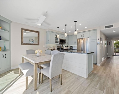 600 N The Strand - Photo Thumbnail 7