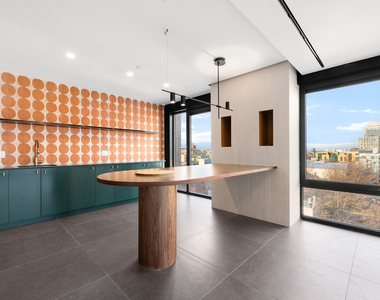 527 Grand Avenue - Photo Thumbnail 14