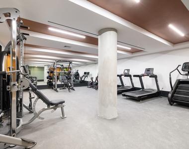 527 Grand Avenue - Photo Thumbnail 10