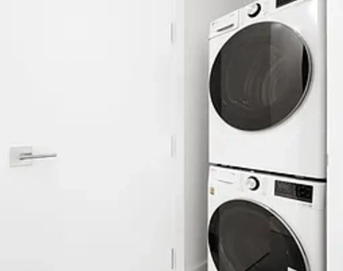 527 Grand Avenue - Photo Thumbnail 4