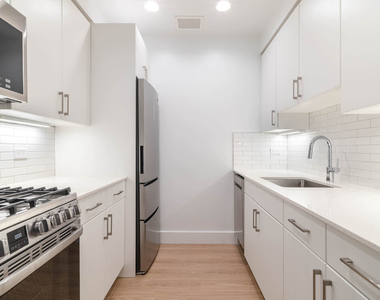 600 Washington Street - Photo Thumbnail 4