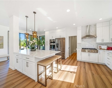 73310 Ironwood Street - Photo Thumbnail 8
