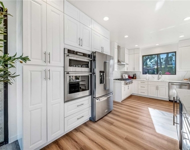 73310 Ironwood Street - Photo Thumbnail 9