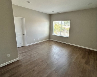 13665 Arrow Boulevard - Photo Thumbnail 68
