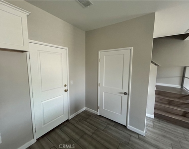 13665 Arrow Boulevard - Photo Thumbnail 35