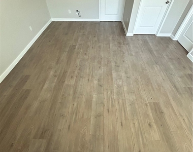 13665 Arrow Boulevard - Photo Thumbnail 72