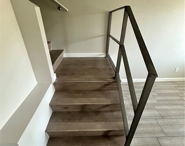 13665 Arrow Boulevard - Photo Thumbnail 48