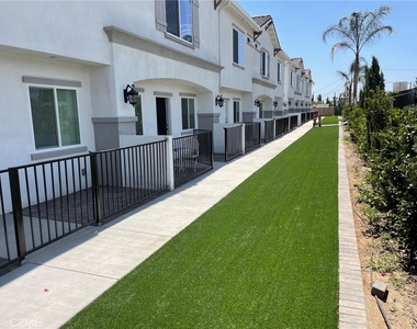 13665 Arrow Boulevard - Photo Thumbnail 1